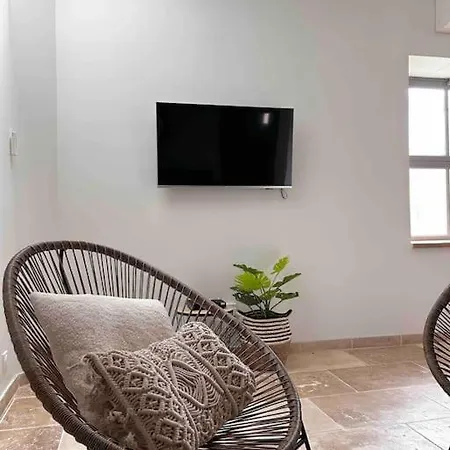 בית נופש Le M37 קרקסון